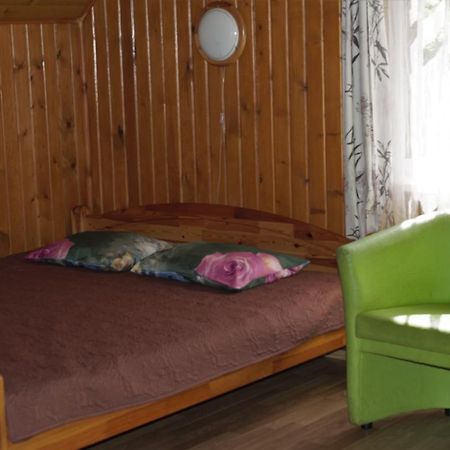 Guest House Eco Home Jūrkalne Kültér fotó